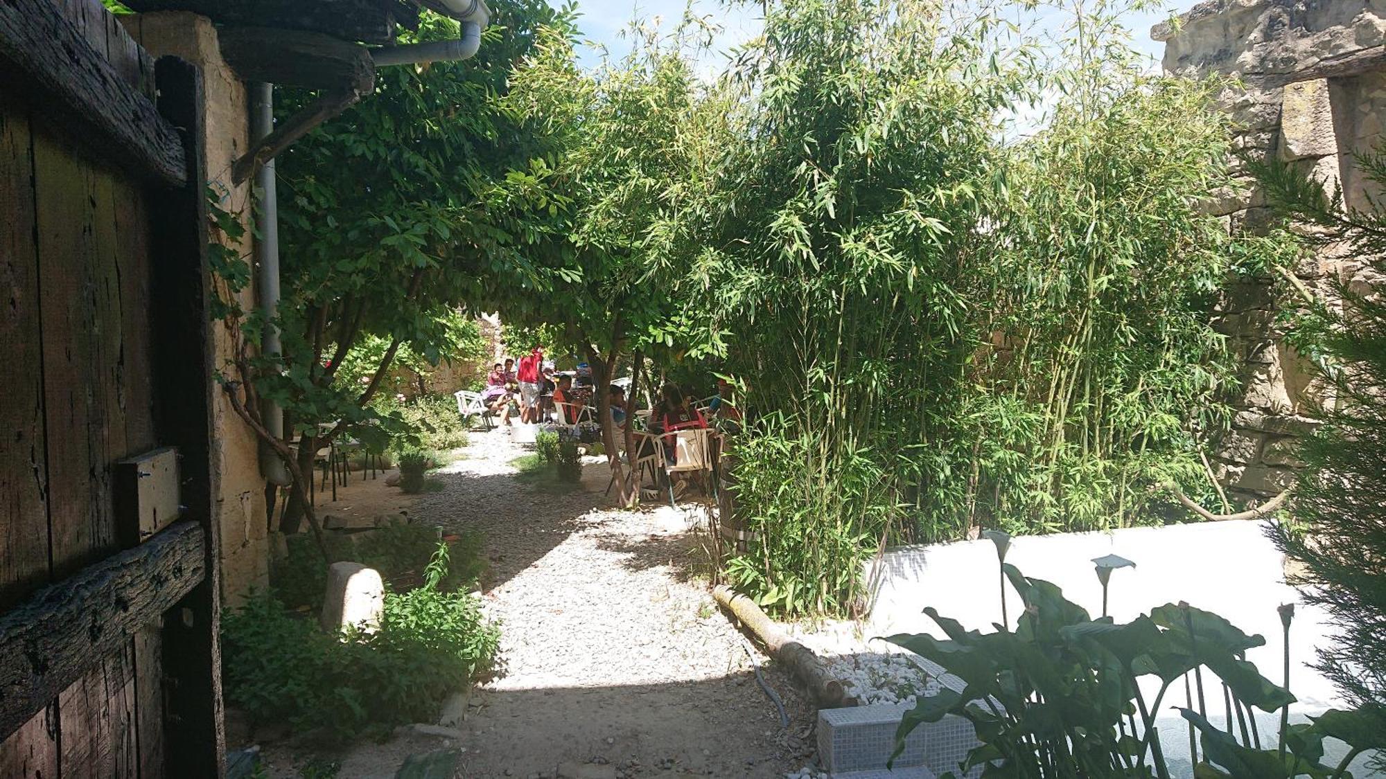 Albergue Sansol - El Oasis Del Camino Frances - Exclusivo Para Peregrinos Екстериор снимка