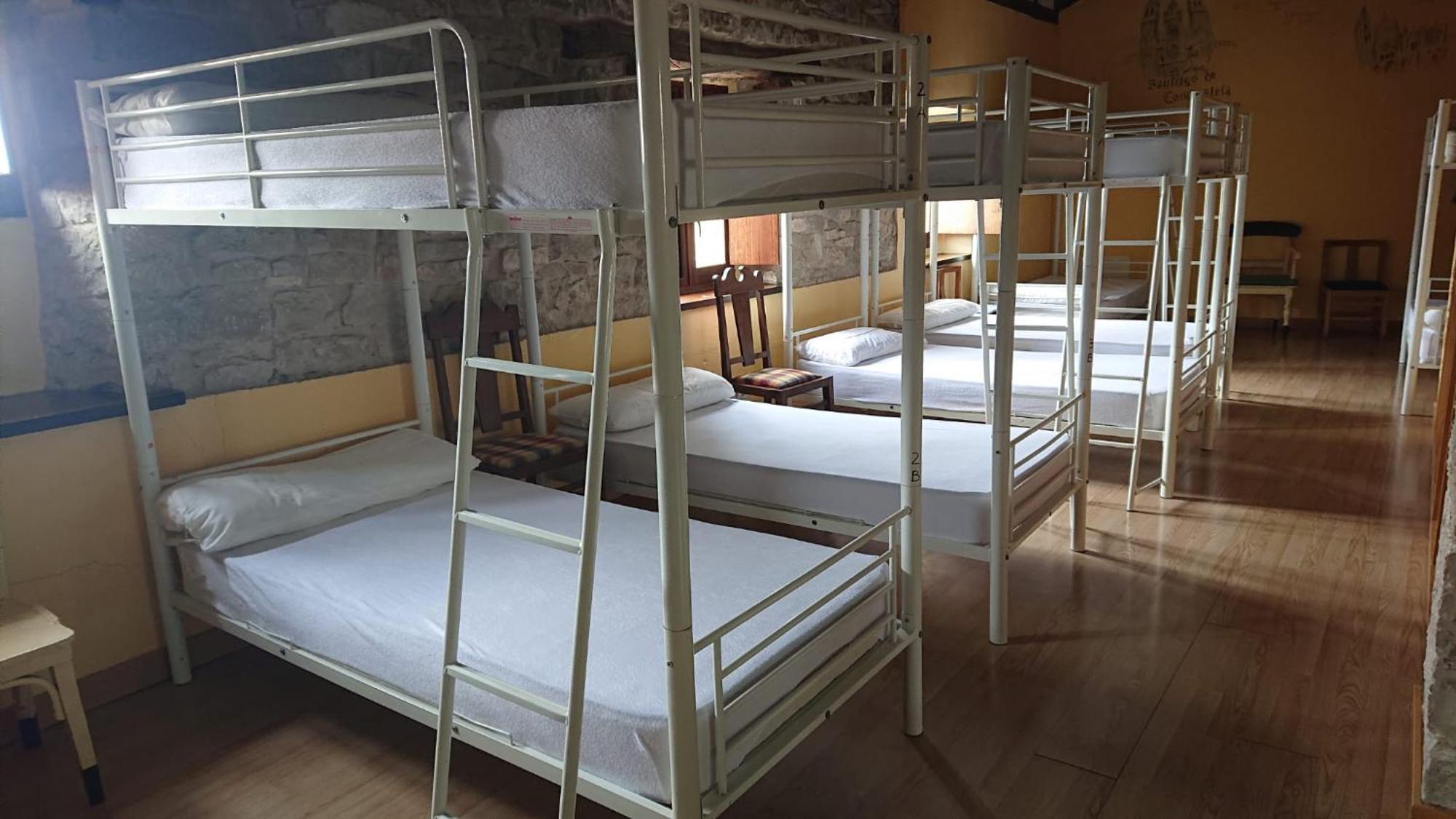 Albergue Sansol - El Oasis Del Camino Frances - Exclusivo Para Peregrinos Екстериор снимка
